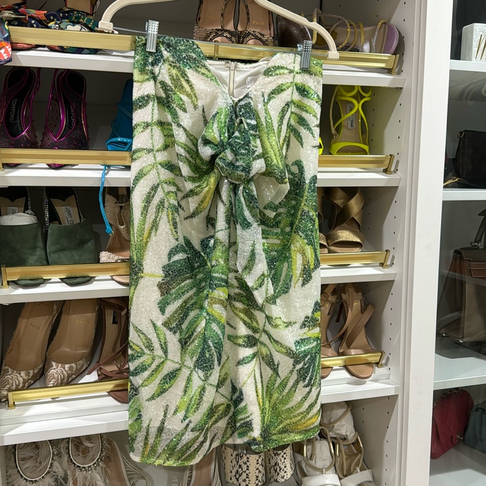 Caroline constas Kara mini